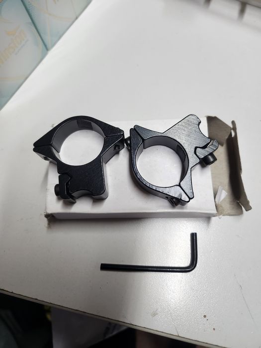 Продам кранштейн