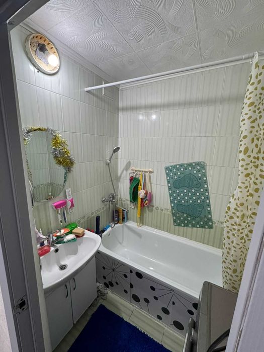 Продам 3 комн . О.Кошевого