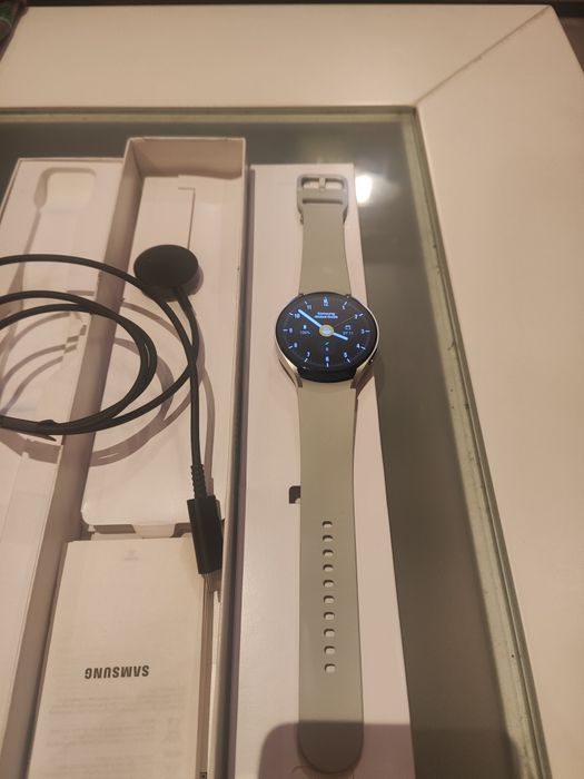 SAMSUNG Galaxy Watch 6