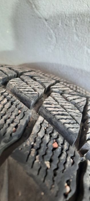 Резина липучка.       .