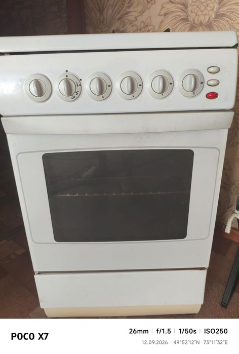 Продам плиту газовую индезит