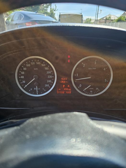 Vînd bmw e 60 model 525