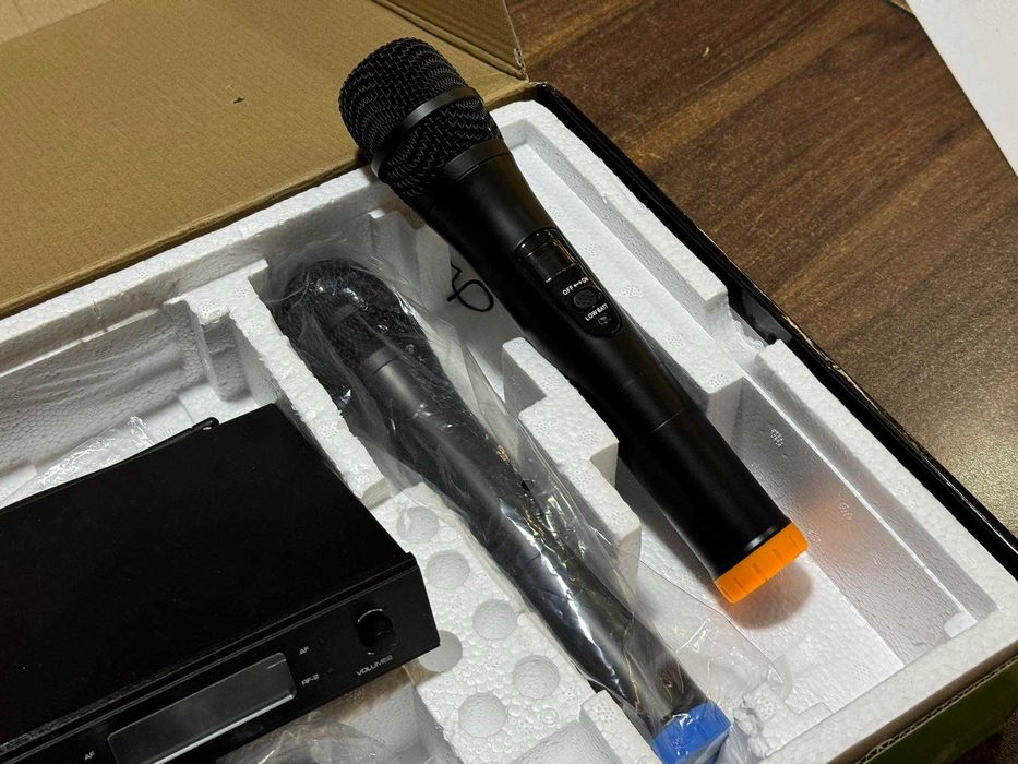 Безжични микрофони SP19S