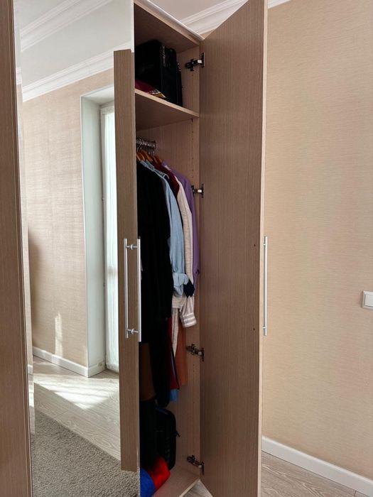 Продам шифоньер фабричного  производства