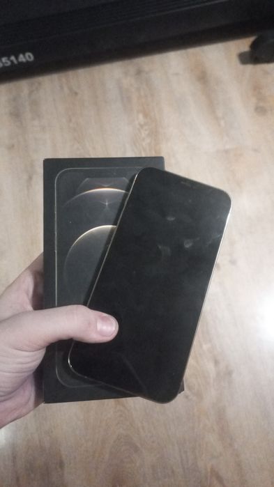 Айфон 12 про макс