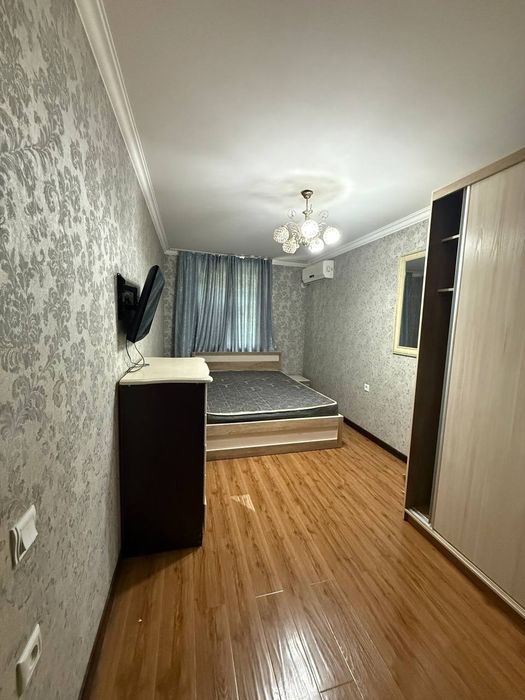 Чиланзар 2 кв 2 комнатная