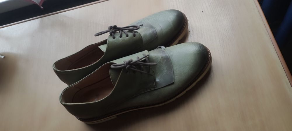 Продам туфли кожаные классические