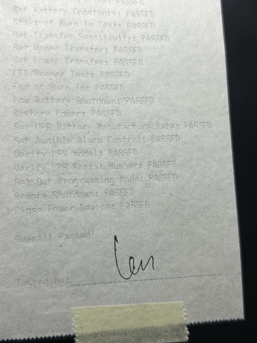 UPS APC и EPYC  QUANTUM непрекъсваемо захранване за компютър