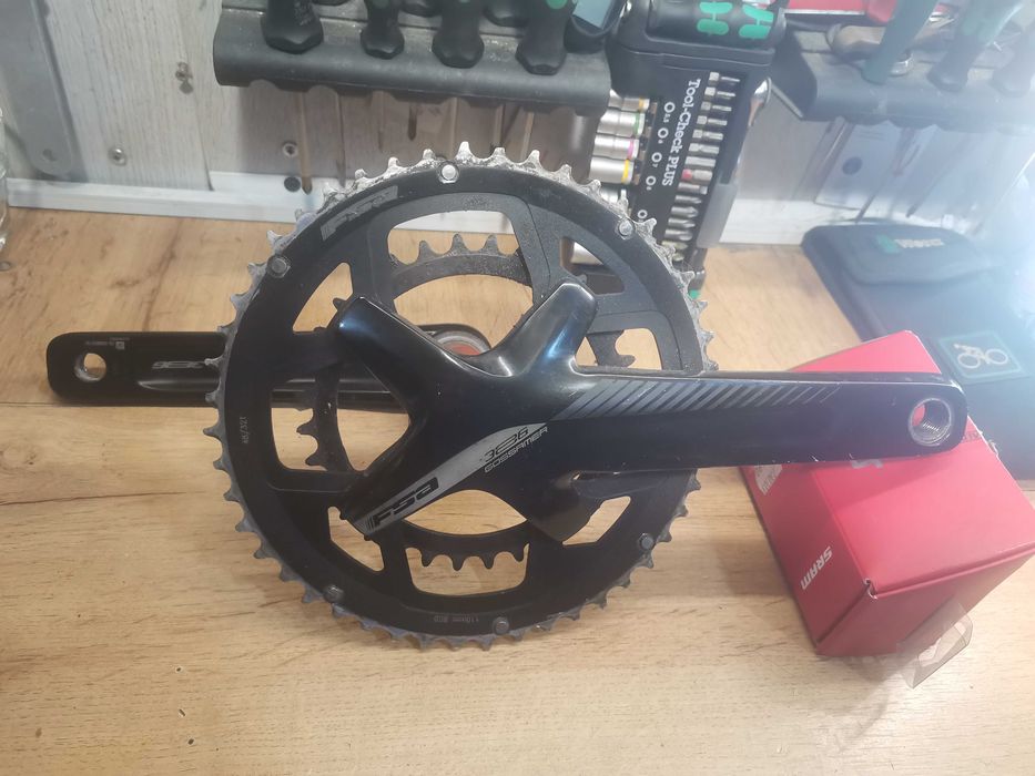 Курбели различни видове