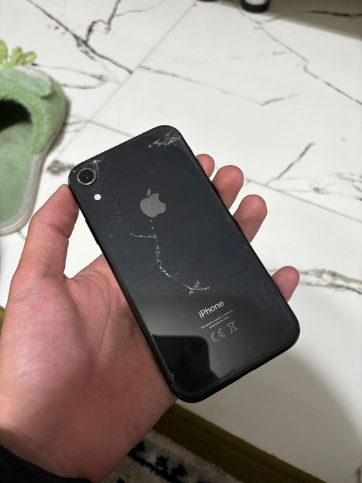 Айфон хр 76емкость 64гб срочно