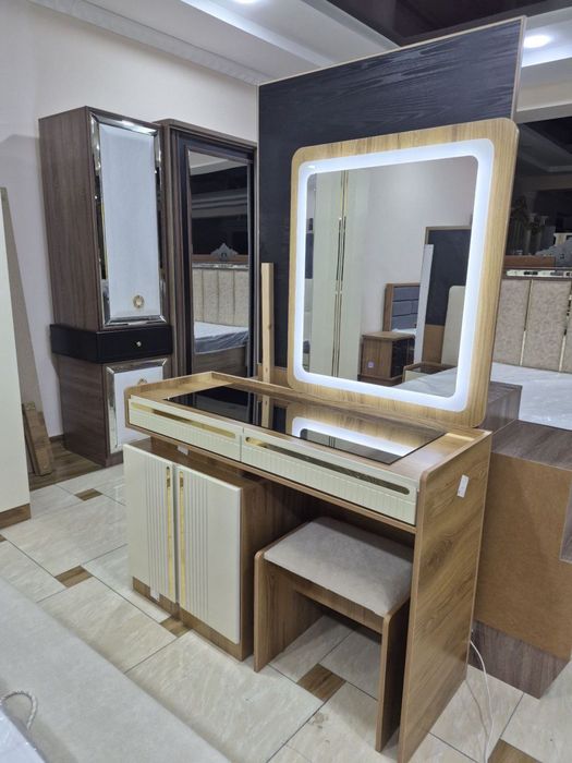 Hi Tech гарнитур Мега Акция