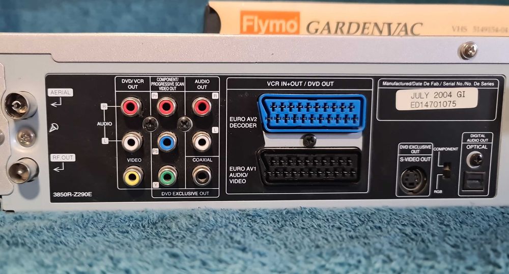 Combo "Toshiba" DVD + VHS.