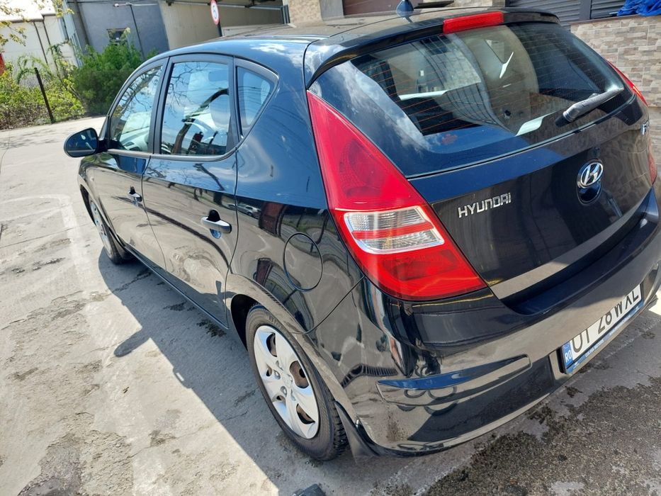 HYUNDAI i30 2010 — imagine 5