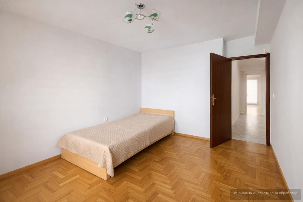 Дава се под наем Тристаен апартамент в Пловдив, Кършияка - 110 кв.м за 598.23 € - Снимка #3