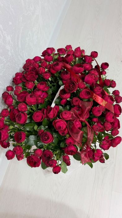 Цветы в корзине.