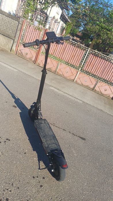 Trotineta electrica de vanzare