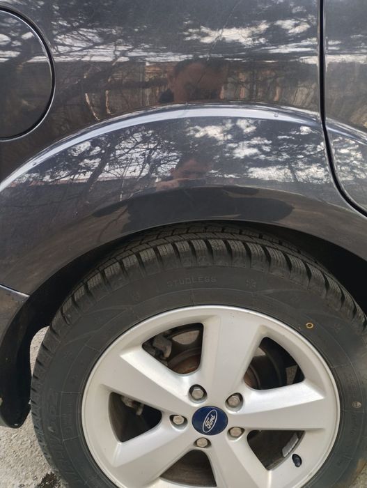 Vând Ford Focus sau schimb cu ceva mai mic ,de preferat automată