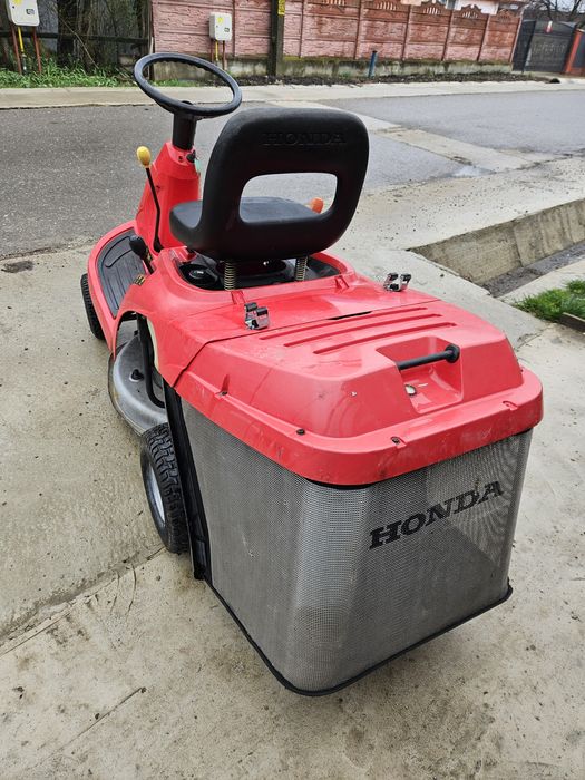 Tractpras de tuns iarba gazon Honda