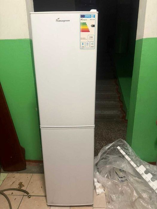 Холодильник  Алмагрин