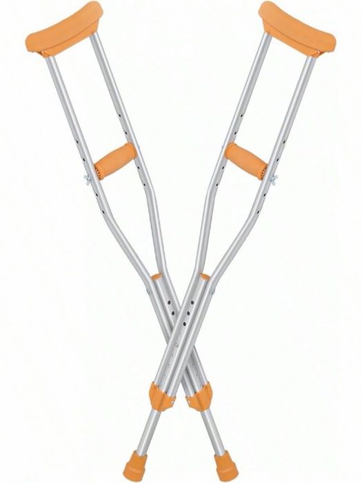 Продам б/у костыли