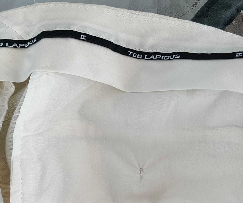 Pantaloni de vară din in