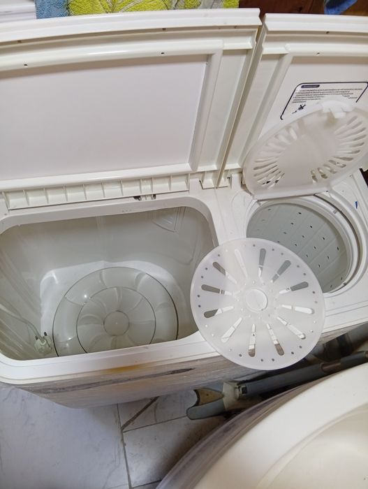 Polavtomat kir moshinka sotiladi