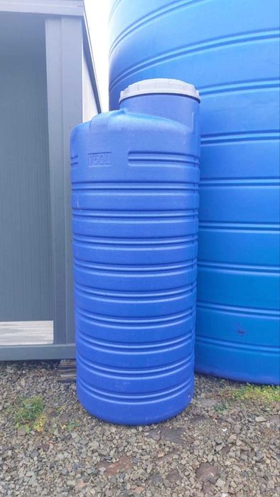резервоари/бидони/цистерни промоция!сини 4-пластови- 750 литра за300лв