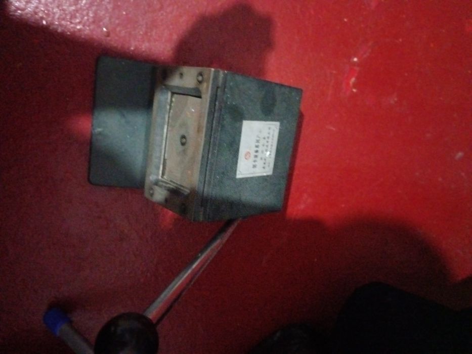 Визитка қырқатын станок