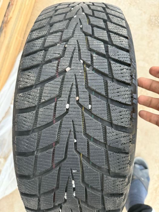 Продам зимние шины