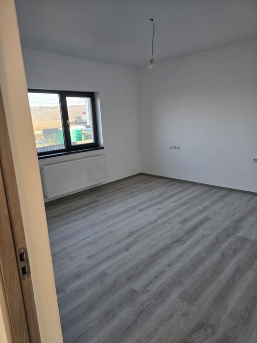 Casă plan parter 3 camere Bârnova