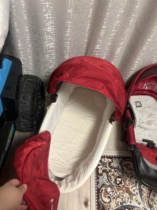 Коляска 2 в 1 в отличном состояний