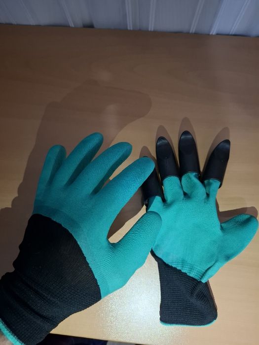 Водоустойчиви градински ръкавици с остри "нокти" за копане и засаждане