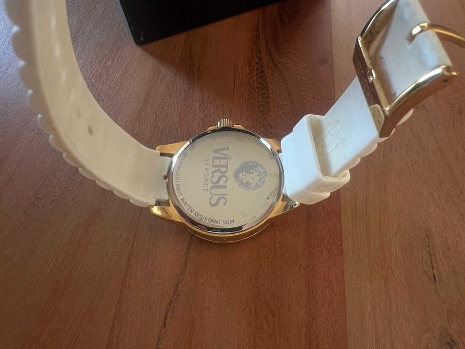 Rъчен дамски часовник