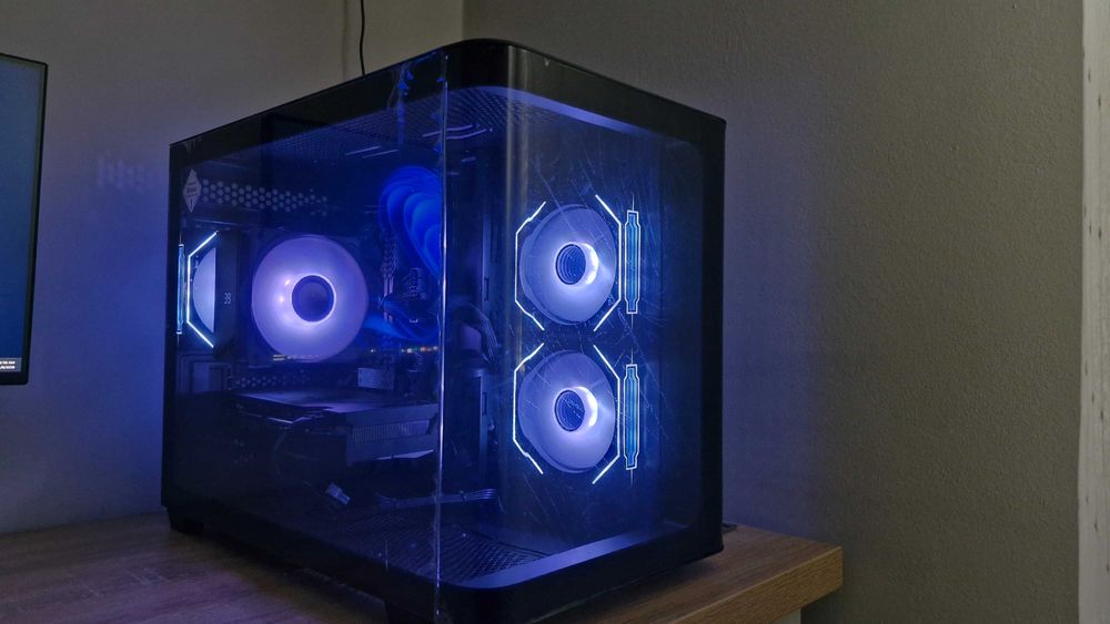 PC Gaming Fish Tank ARGB | RX 6600 | Display Temp | Video Asamblare TikTok/YT