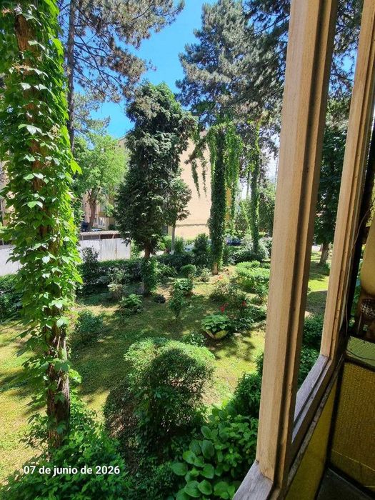 Apartament 2 camere semi central Aleea Savinesti