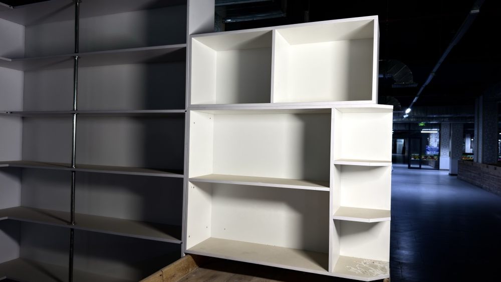 Mebel arzon sotiladi