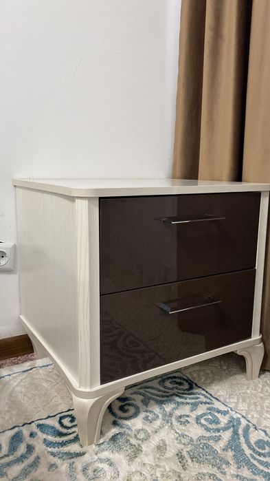 Продам спальный гарнитур