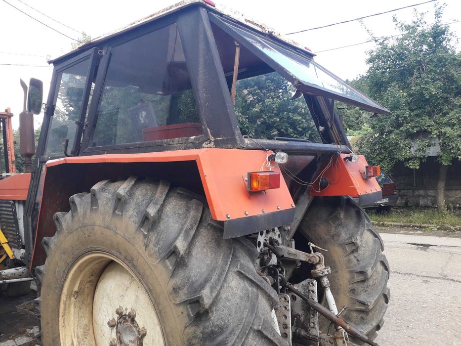 Лепене на фолио по врати и прозорци