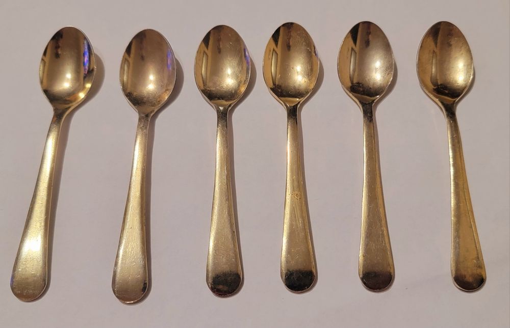 Позлатени и посребрени сувенирни лъжички