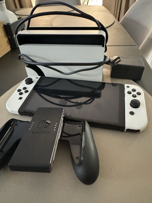 Consola Nintendo Switch alba