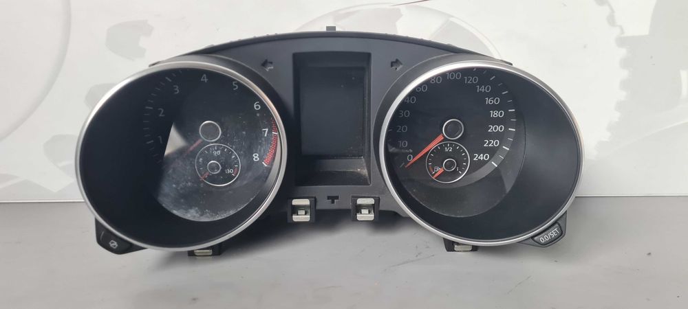Километраж Golf 6 2012г.