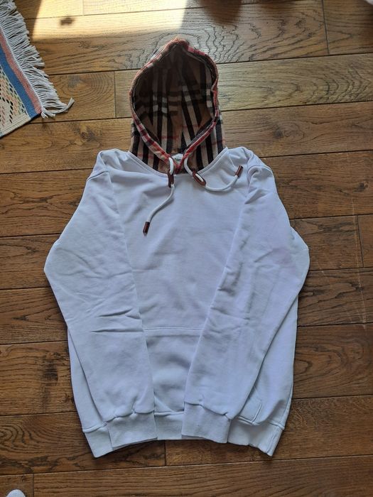 Burberry hoodie ( оригинално)