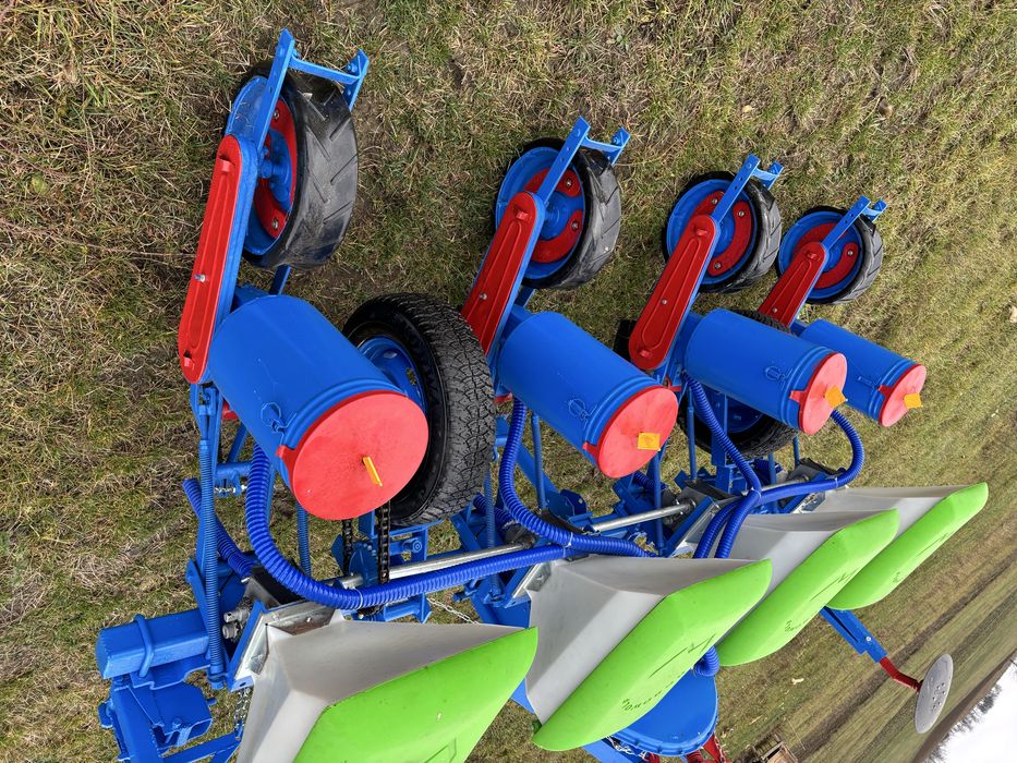 Semanatoare de porumb spc4