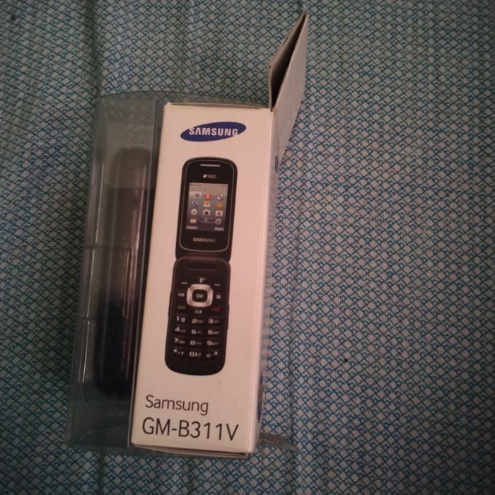 Samsung gusto 3                 ...