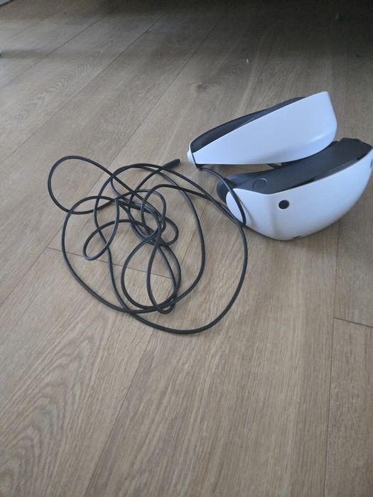Продавам PS VR2 за PS5