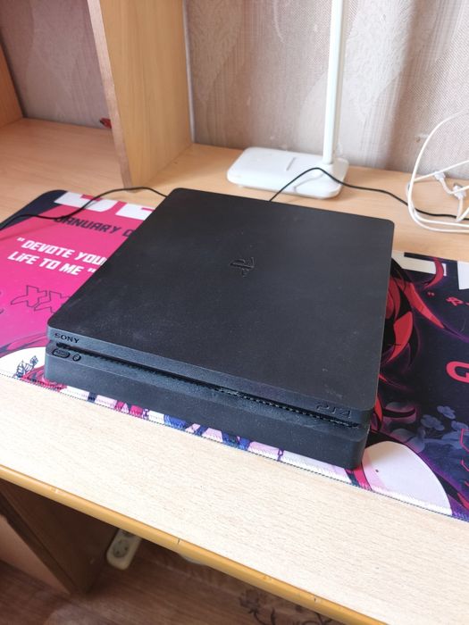 PlayStation 4 | 2 геймпада | PS Plus Deluxe | 700+ игр