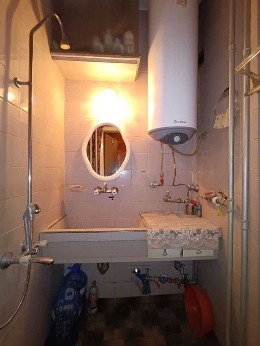 Тристаен апартамент в центъра на град Велико Търново