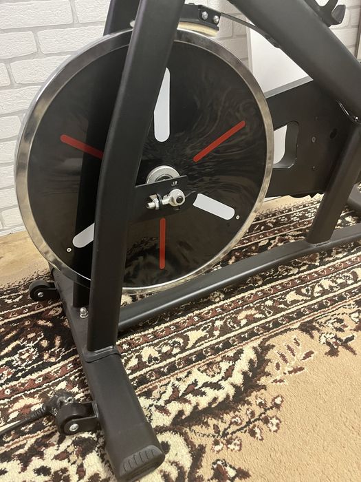 Продам тренажерный велосипед