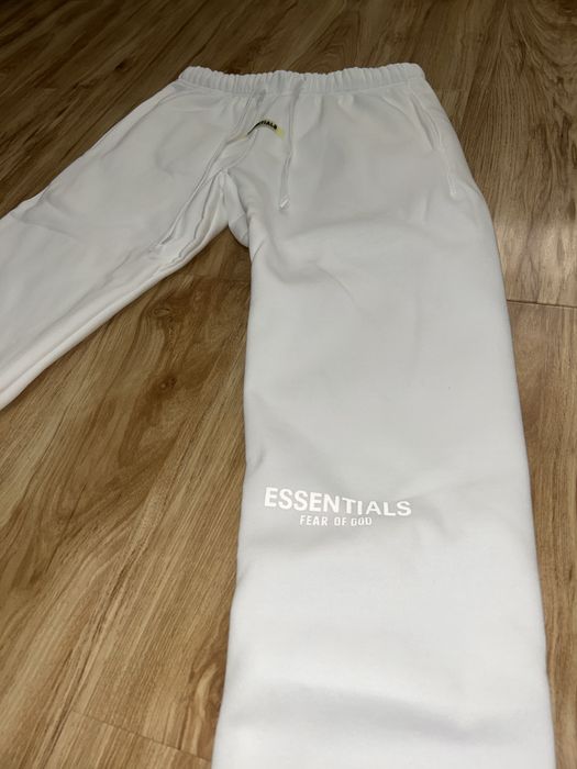 Pantaloni essentials