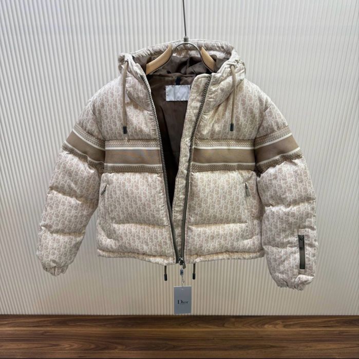 Ново дамско зимно яке Christian Dior